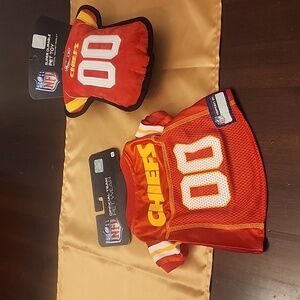 Chiefs Dog Jersey and Toy